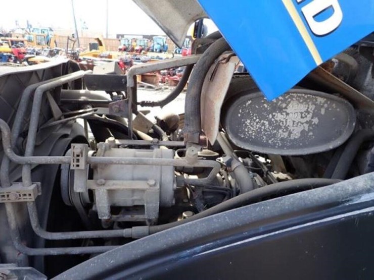 2014-new-holland-t4.75-image-61