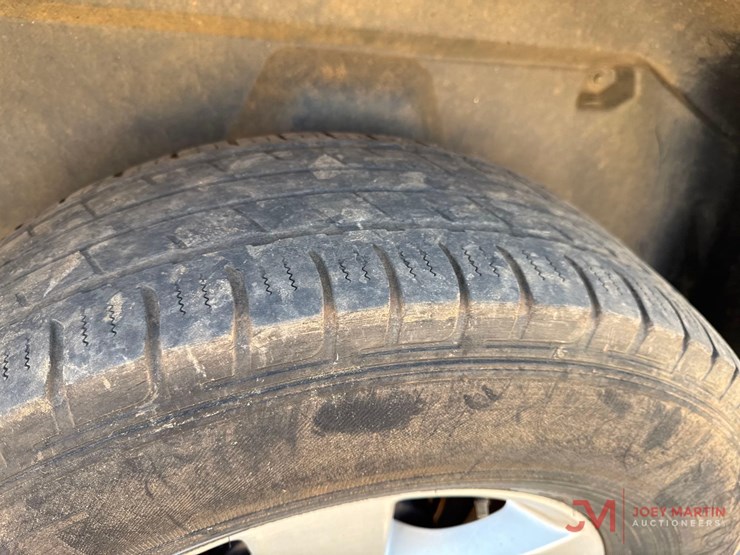 2015-dodge-1500-image-9