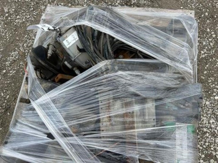 qty-of-groeneveld-auto-greasers-image-10