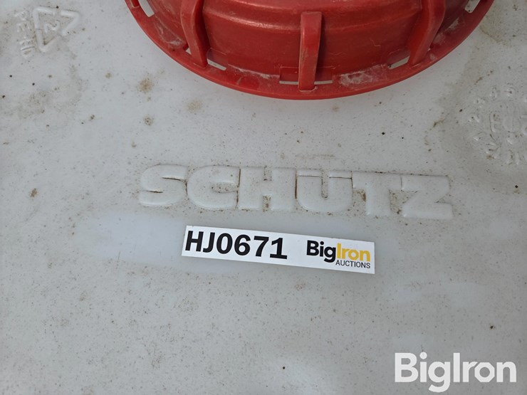 schutz-poly-chemical-tote-image-17