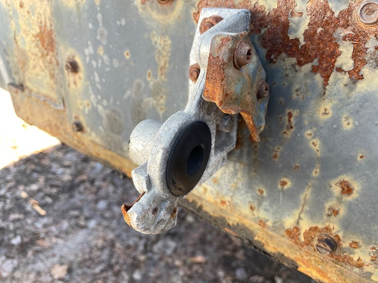 #2504-•-1970-fontaine-hot-asphalt-tanker-trailer-(has-mn-trailer)-(ham-lake,-mn)-image-3