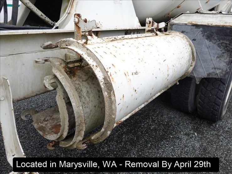 1996-mack-rd690s-image-6