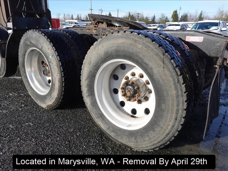 2008-western-star-4900sa-image-23