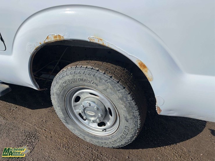 2013-ford-f250-image-28