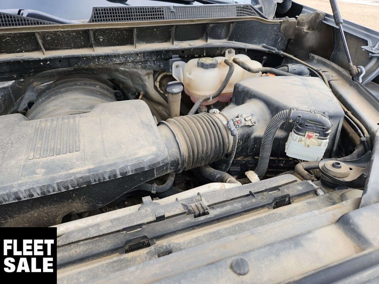 2023-chevrolet-silverado-1500-image-32