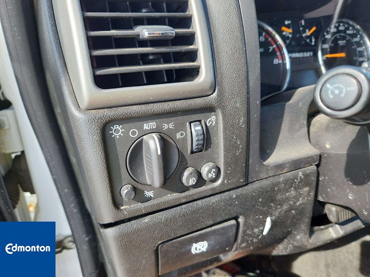 2012-chevrolet-colorado-image-22