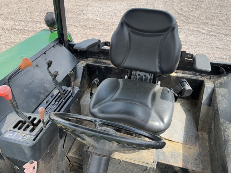 john-deere-3055-image-18