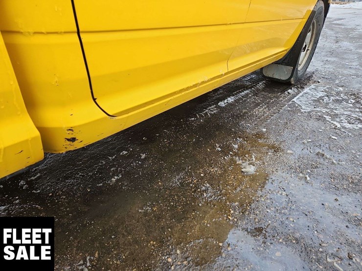 2019-ram-1500-classic-image-39