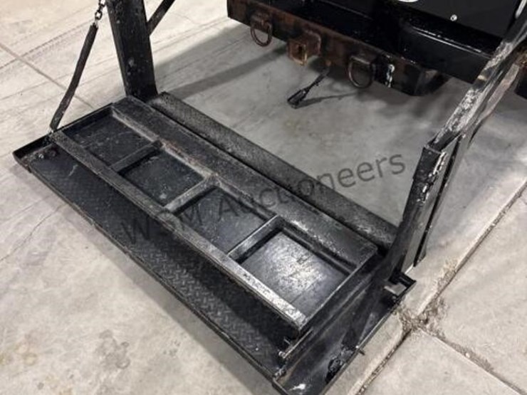 2016-ford-f350-image-12