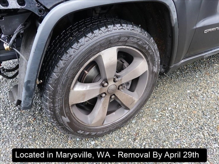 2015-jeep-grand-cherokee-image-15