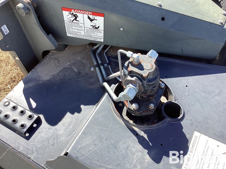 2022-bobcat-80-image-12