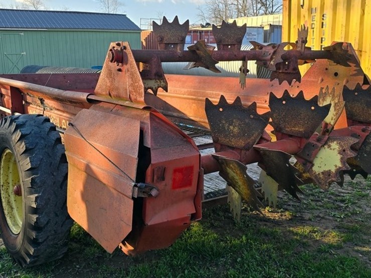 new-holland-513-image-4