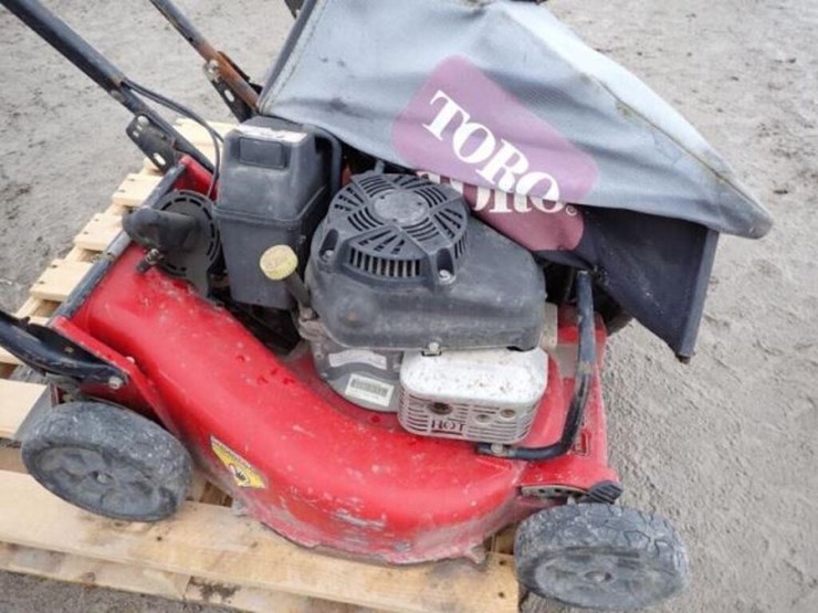 qty-of-(2)-toro-commercial-24-in.-push-mower(s)-image-8