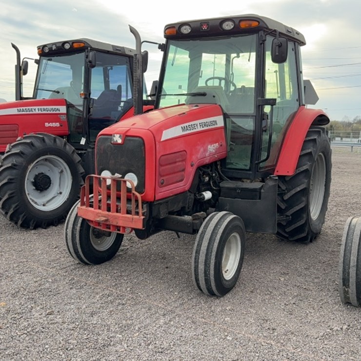 MASSEY-FERGUSON 5435