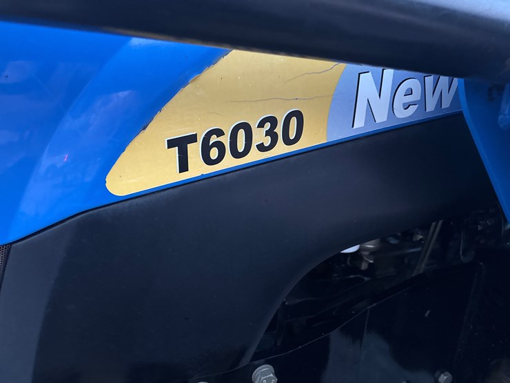new-holland-t6030-image-3