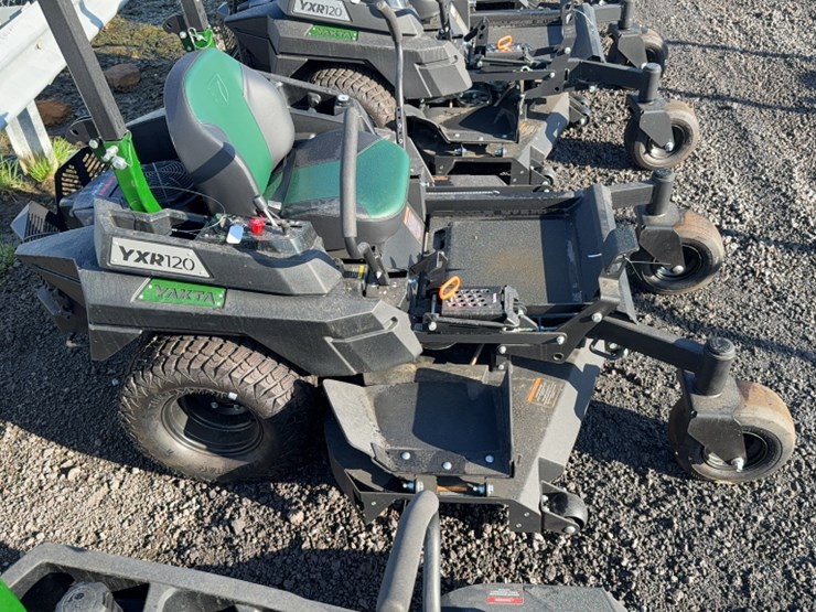 #4034-•-yakta-yxr-120-zero-turn-mower-image-7
