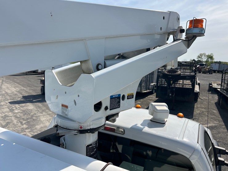 2013-ford-f450-image-16