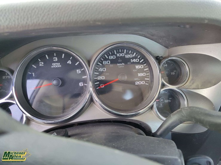 2009-gmc-sierra-2500hd-image-13