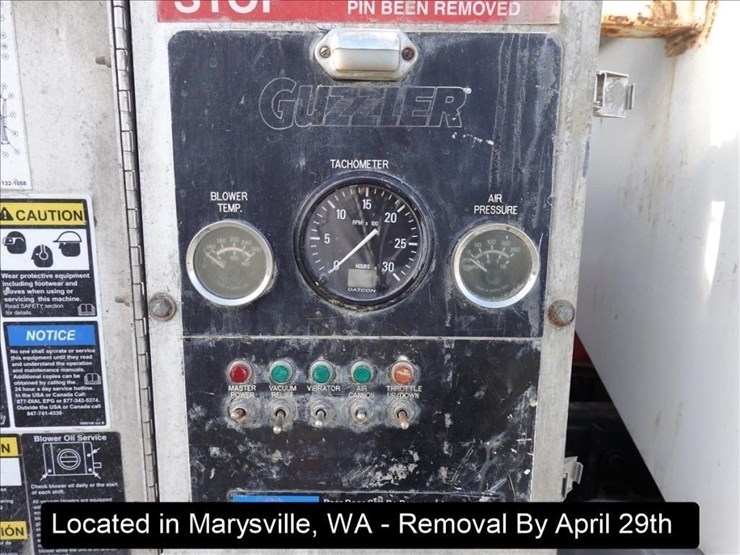 2005-international-7600-image-9