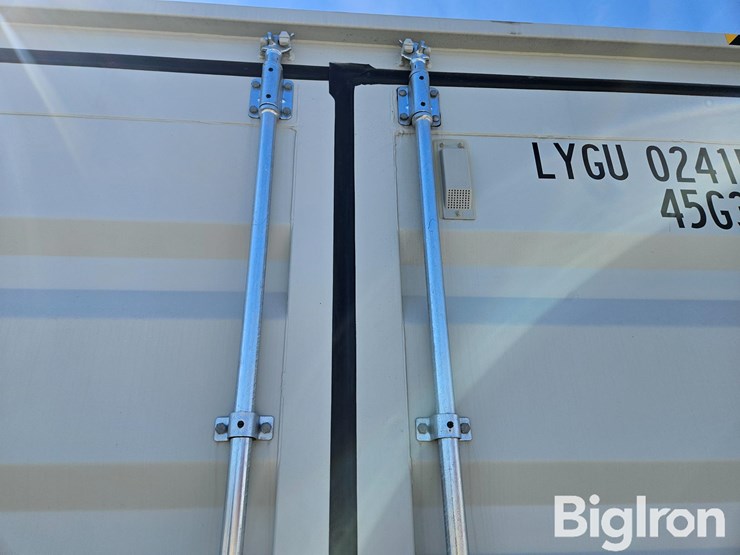 2025-massey-ferguson-730-image-11