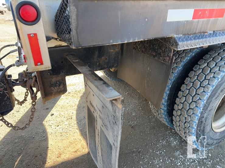 2002-kenworth-t800-image-9