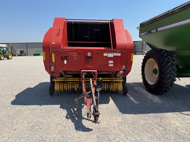 2009-new-holland-br7090-image-2