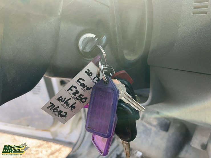 2013-ford-f250-image-22