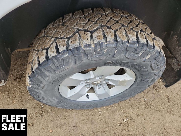 2013-dodge-1500-image-11