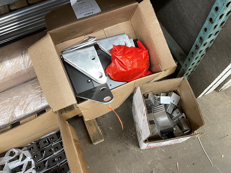 #2556-•-pallet-of-snow-guard-(columbia-heights,-mn)-image-14