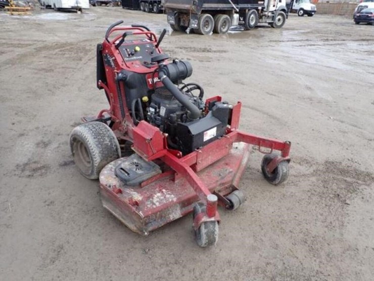 2014-toro-grand-stand-stand-on-mower-7458331400026-image-3