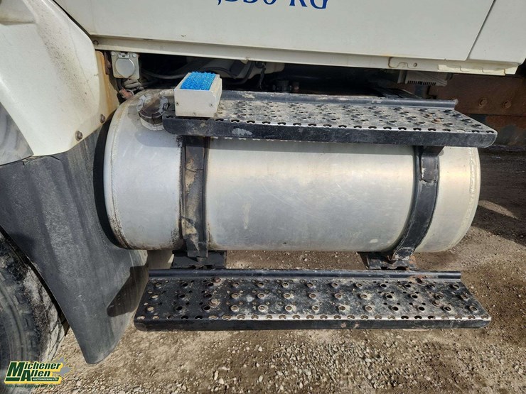 2006-international-workstar-7500-image-44