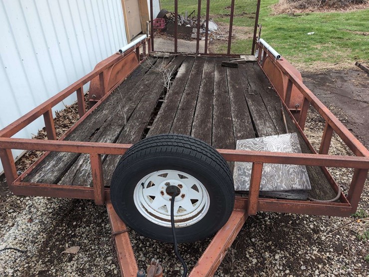 utility-trailer-with-gate-and-spare-tire---no-title---16’-long-deck-image-6