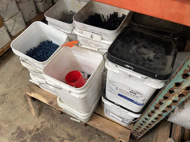 #2548-•-pallet-of-insulation-screws-(columbia-heights,-mn)-image-2