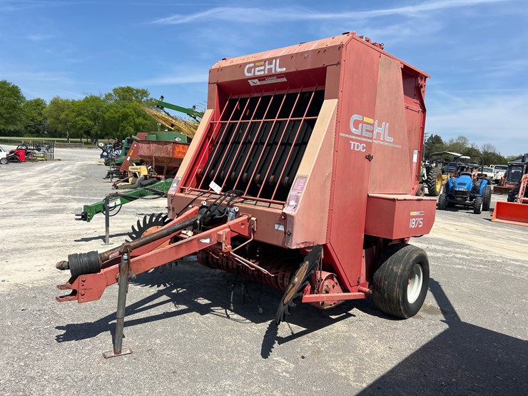 gehl-1875-image-1