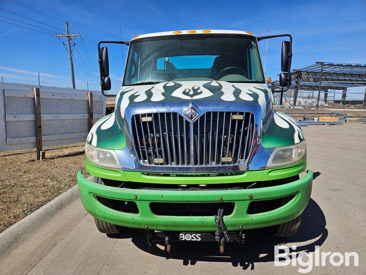 2010-international-durastar-4300-image-10