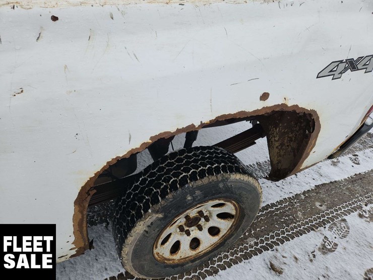 2013-chevrolet-silverado-1500-image-43