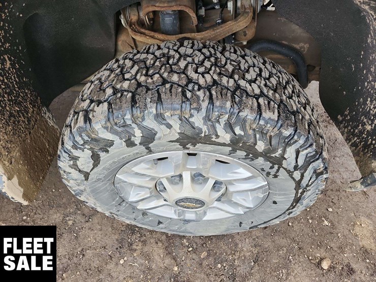 2021-chevrolet-silverado-2500hd-image-33