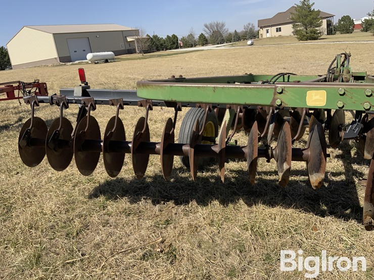 john-deere-215-image-17