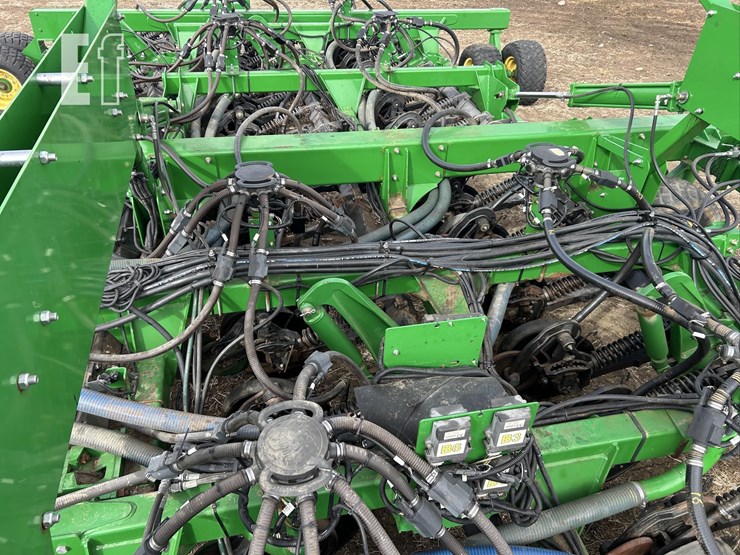 2014-john-deere-1895-image-59