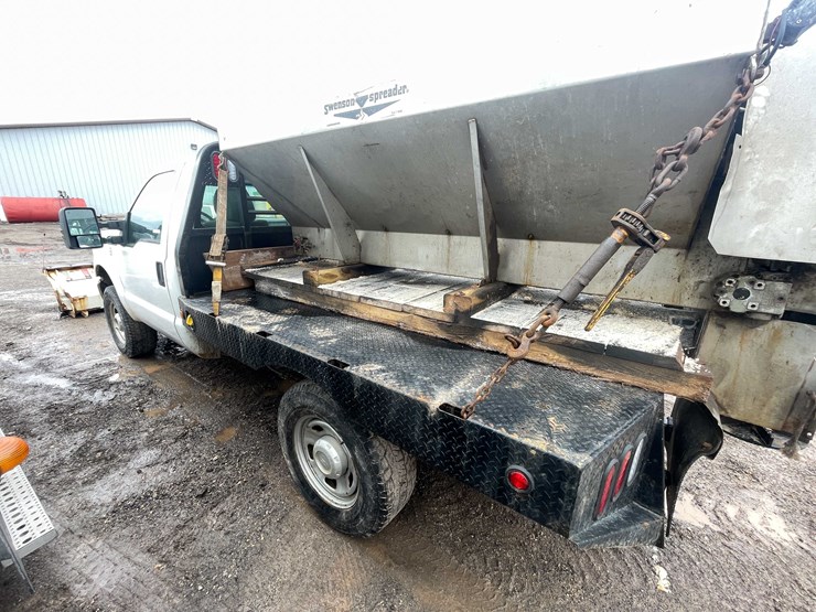 2013-ford-f350-image-8