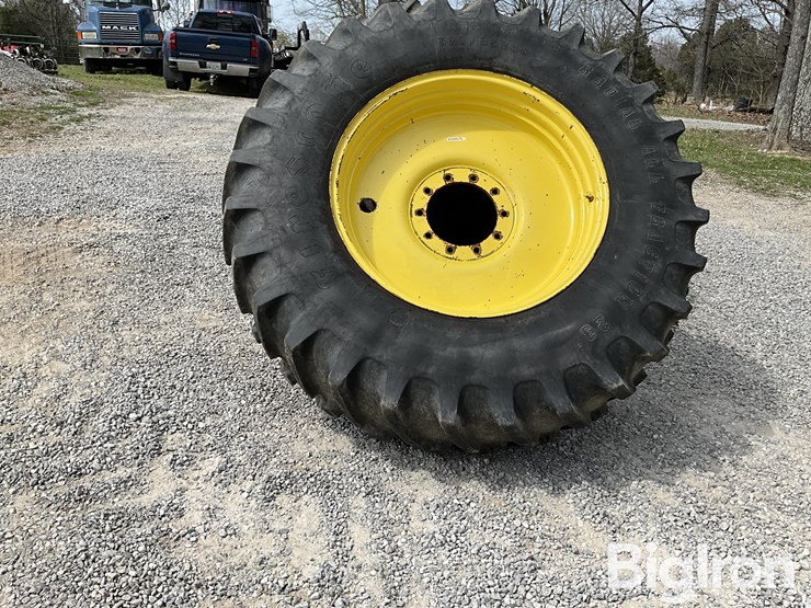 john-deere-520-image-2