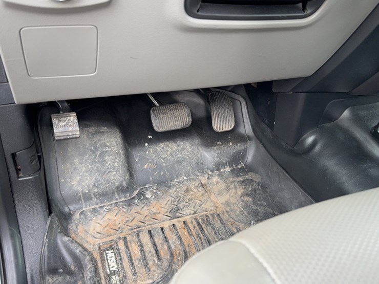 2016-ford-f150-image-21