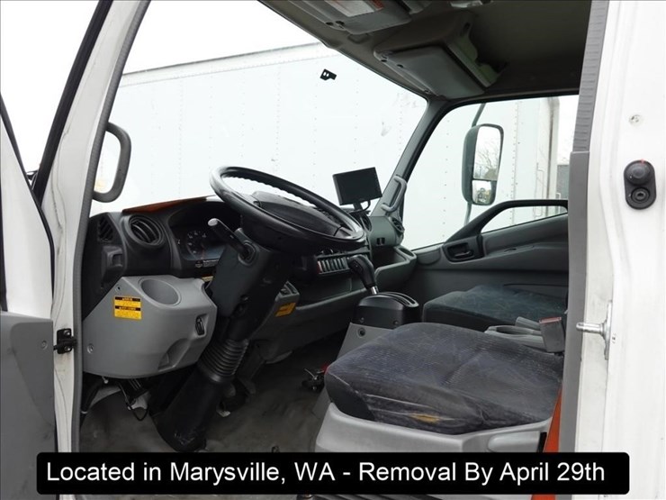 2018-hino-195-image-5