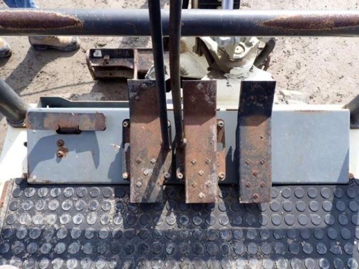 2009-terex-tc16-image-13