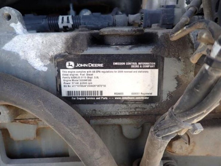 2011-deere-304j-image-57