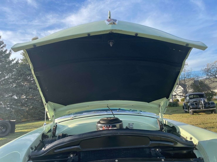 1953-ford-customline-sedan-image-80