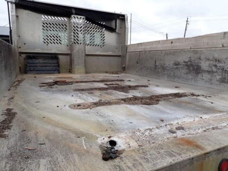 2006-ford-f650-xlt-image-42