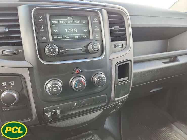 2017-dodge-1500-image-21