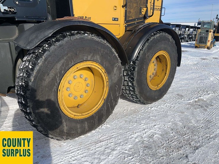 2018-caterpillar-160m-image-11