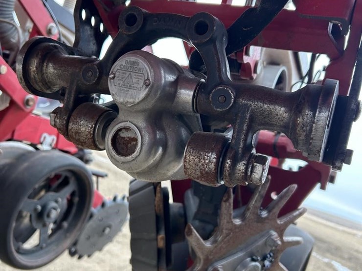 2014-white-9824-image-24